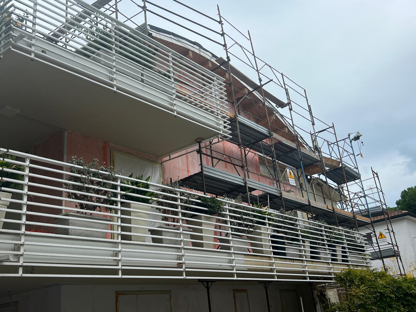 Cantiere ristrutturazione esterna Ravenna